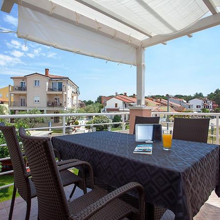 Apartments Villa Brioni I Fažana Oda fotoğraf