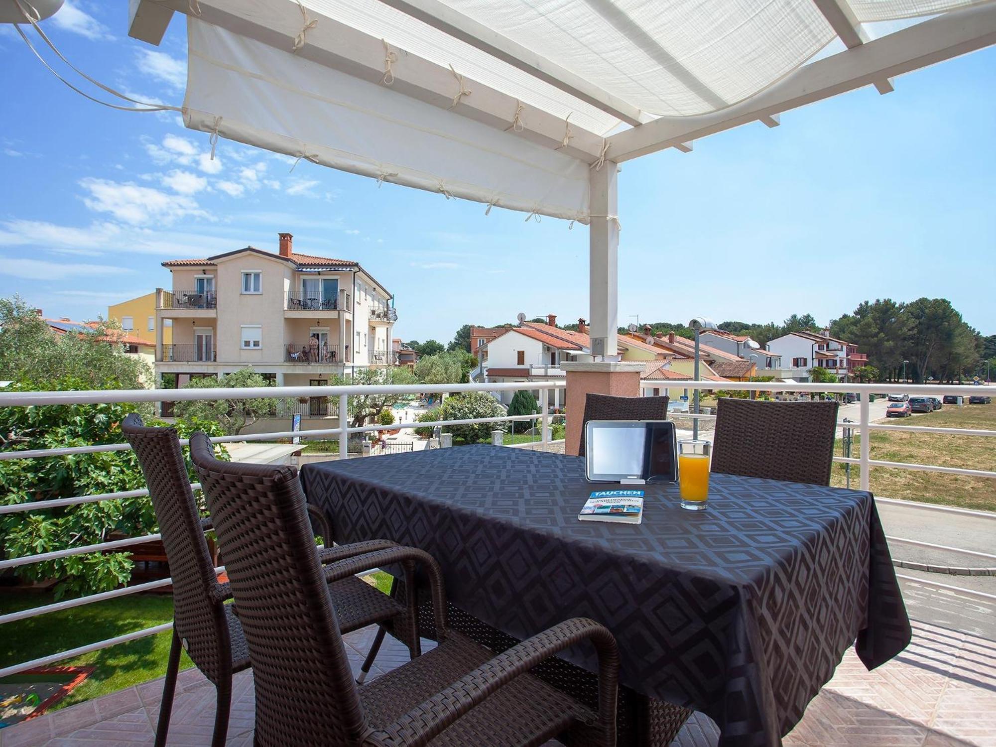 Apartments Villa Brioni I Fažana Oda fotoğraf